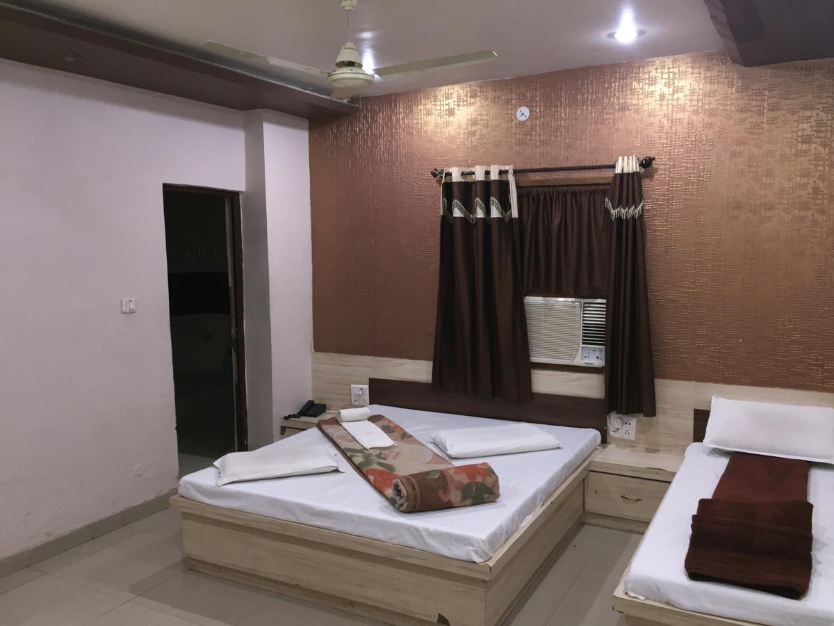Hotel Pakeeza Adźmer Zewnętrze zdjęcie
