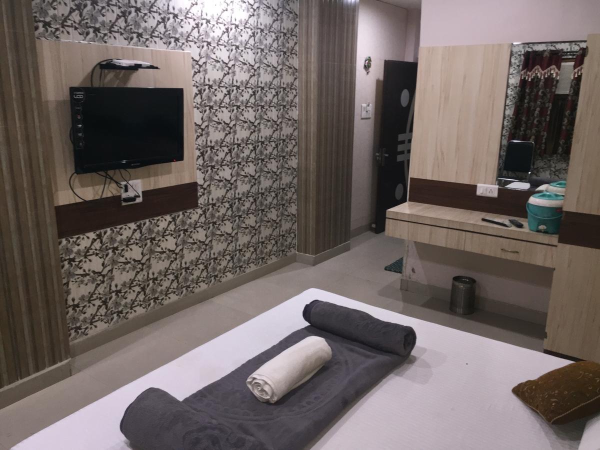 Hotel Pakeeza Adźmer Zewnętrze zdjęcie